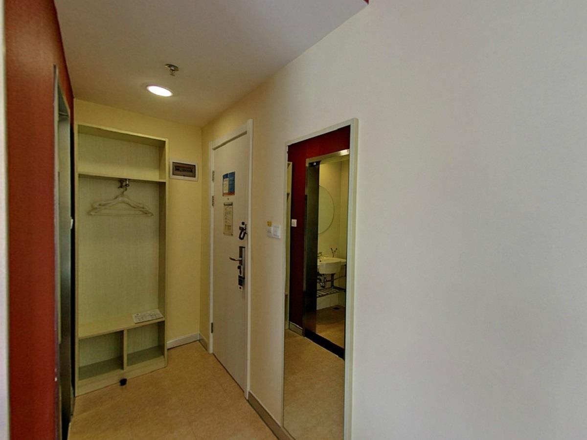 Hanting Hotel Shanghai North Bund Hailun Road Екстер'єр фото